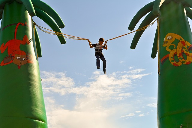 bungee jumping pro děti.jpg