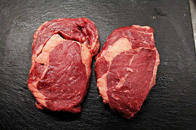 2 hovězí steaky.jpg