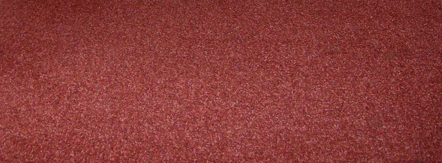 červenohnědý koberec